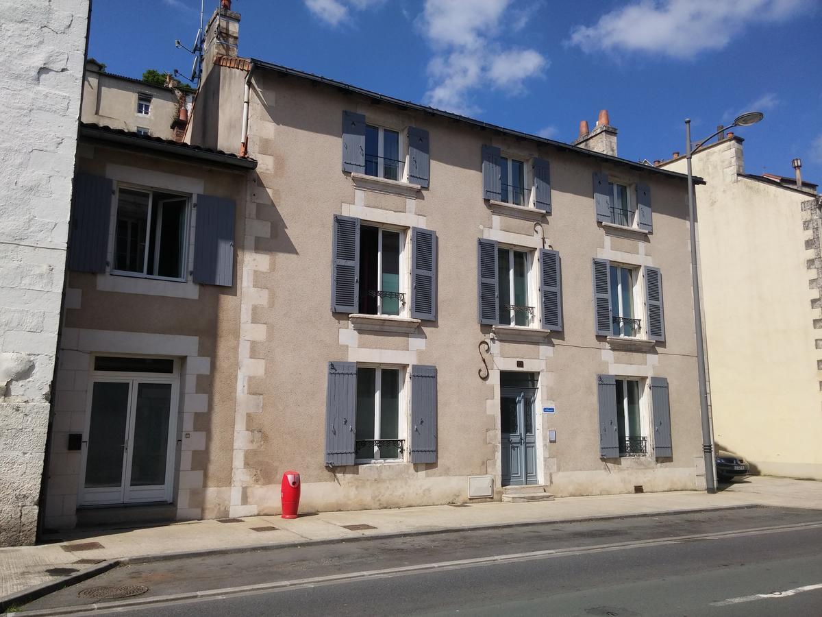 Couette-café Les Trois Fontaines Poitiers